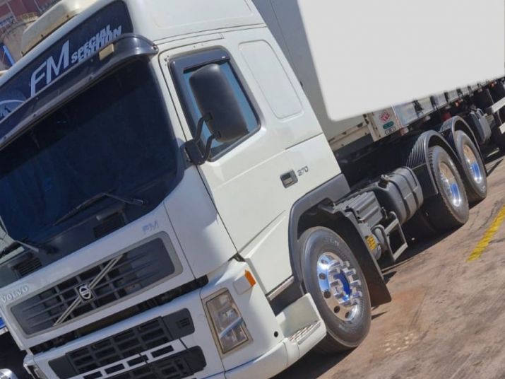 CAVALO MECANICO VOLVO FM 370 6X2 2010/2010 (vt) 2010 CAVALO MECANICO VOLVO FM 370 6X2 2010/2010 (vt) 2010